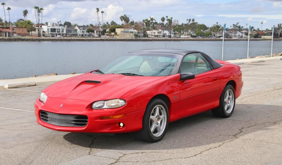  Chevrolet Camaro Z28 SS 1998 года  (фото 33 из 94)
